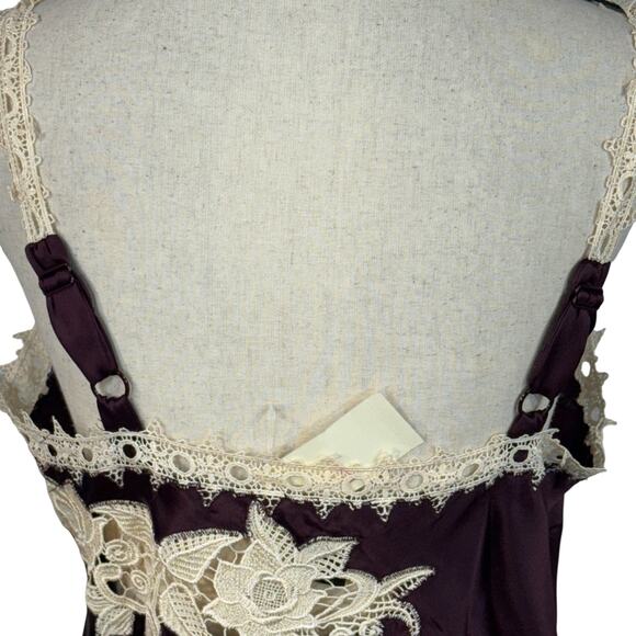 Luxe Arden B. Large Camisole Floral Embroidered V-Neck Adjustable Straps Silk - Picture 6 of 9